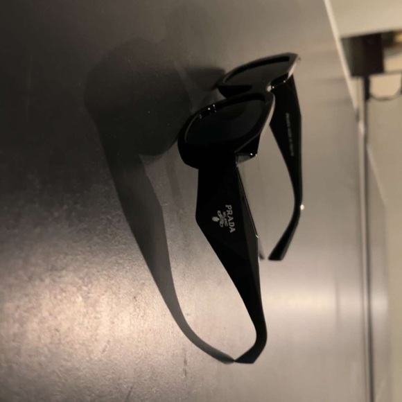 Prada PR 17WS 1AB5S0 Black Plastic Rectangle Sunglasses - Picture 2 of 4